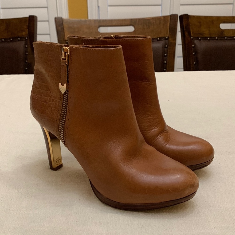 Antonio Melani heels